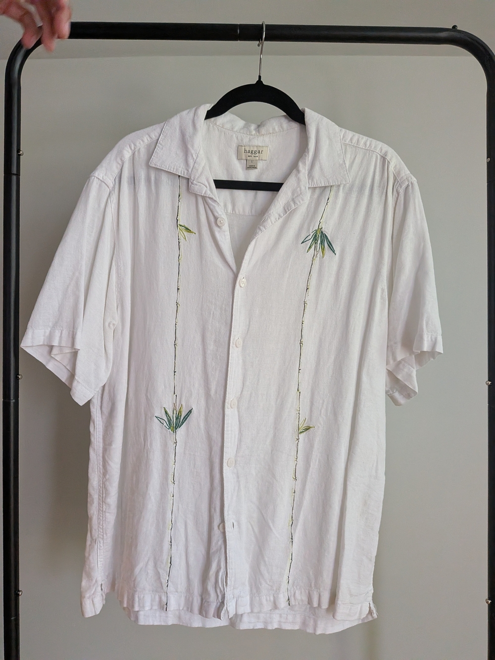 Haggar White Short-Sleeve Button-Up Shirt with Green Print Accents
